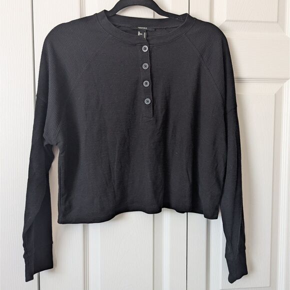 Forever 21 Black Long Sleeve Top | Women’s Small | Casual | Everyday Essential - Picture 1 of 4